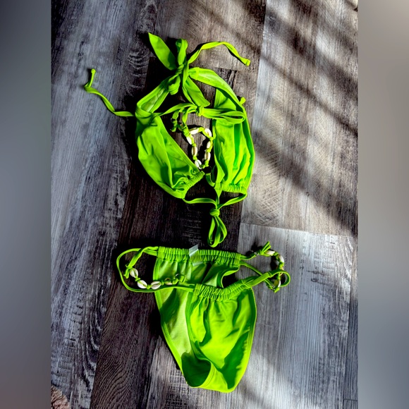 Green Shell-Embellished Bikini - Picture 4 of 7